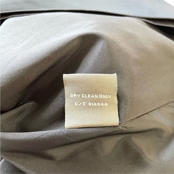 TAYLOR Little Black Dress Ruffle Neck Dress Size 2 - Picture 8 of 8